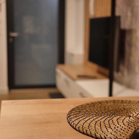 Przytulna Kawalerka 77 Appartement Wrocław Buitenkant foto