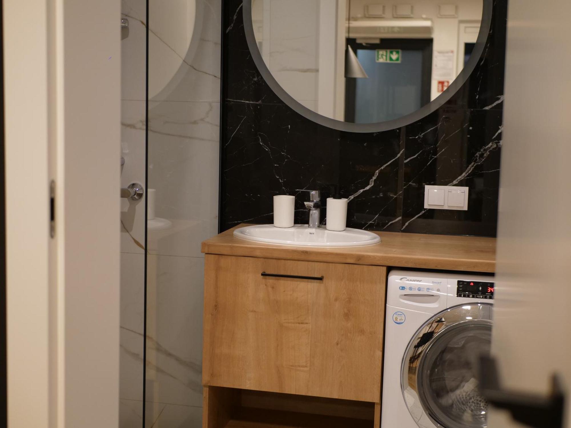 Przytulna Kawalerka 77 Appartement Wrocław Buitenkant foto